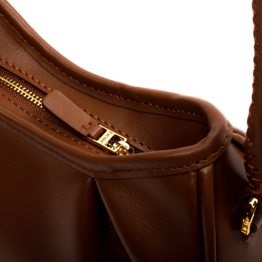 SMALL DIMPLE LEATHER COGNAC
